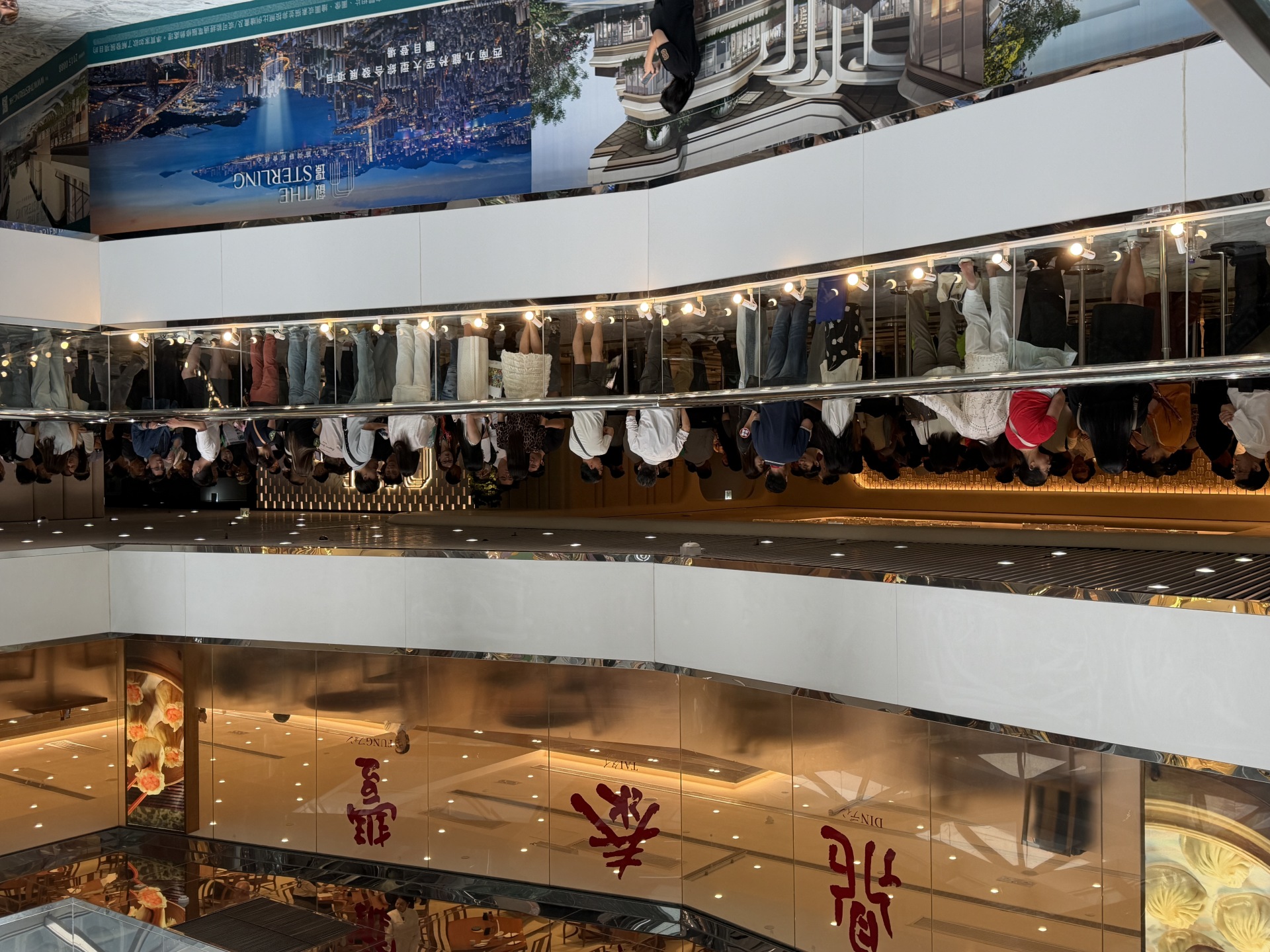 新盘销售持续火热！华润置地旗下楼盘收逾4.7万票	，成香港史上首轮发售最新“票王	”